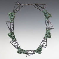 Green Stone Sawtooth Necklace
