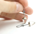 Honed Quartz Drop Earrings