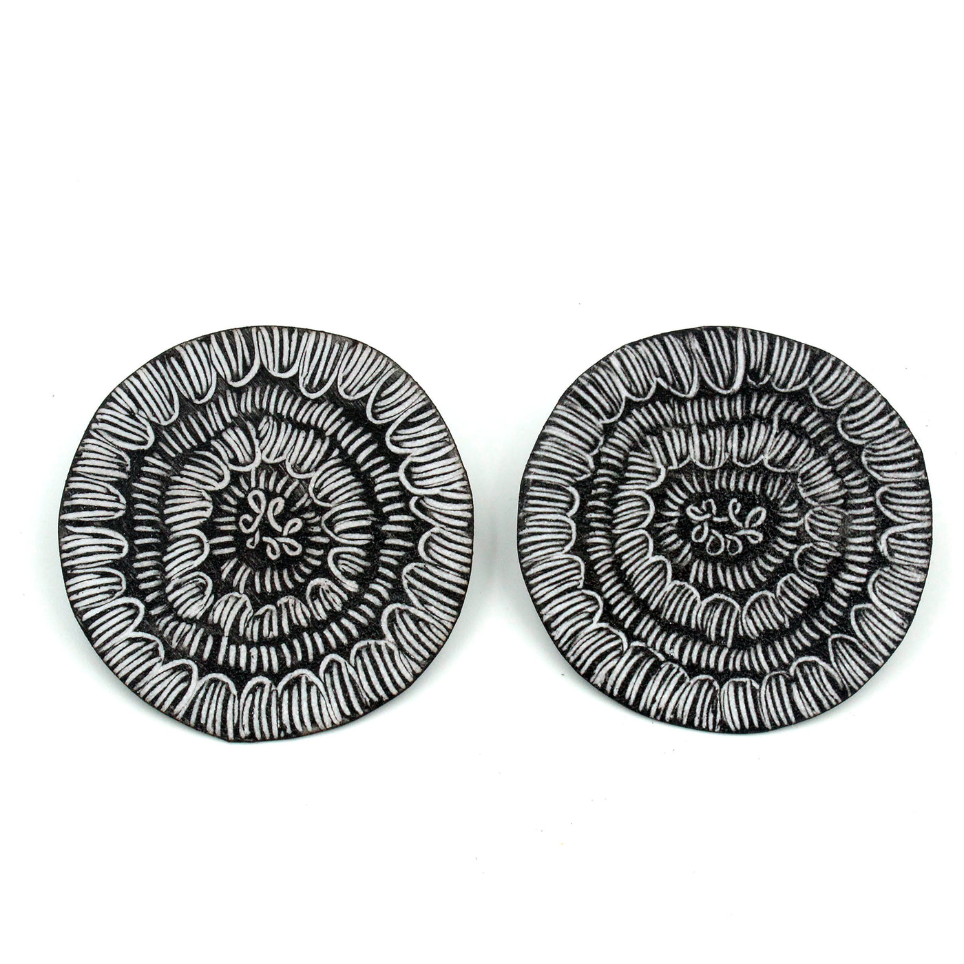 Arc Line Arc Sgraffito Earrings
