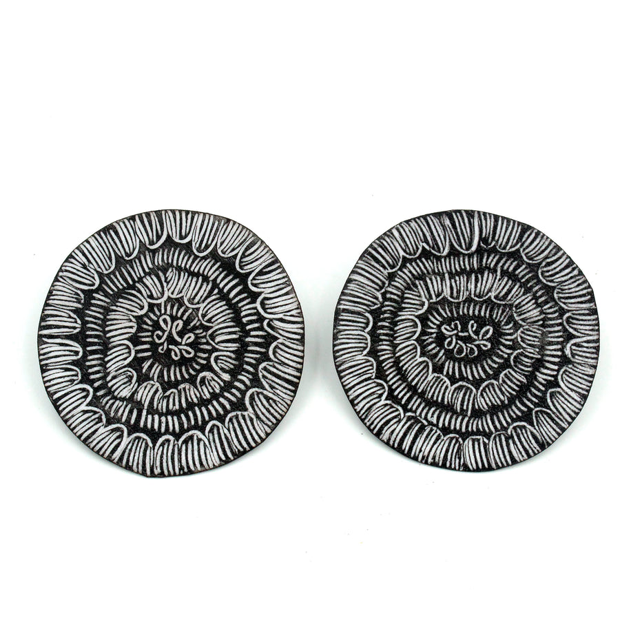 Arc Line Arc Sgraffito Earrings