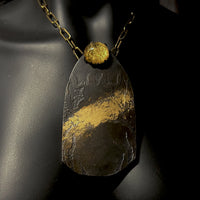 Mamori Pendant