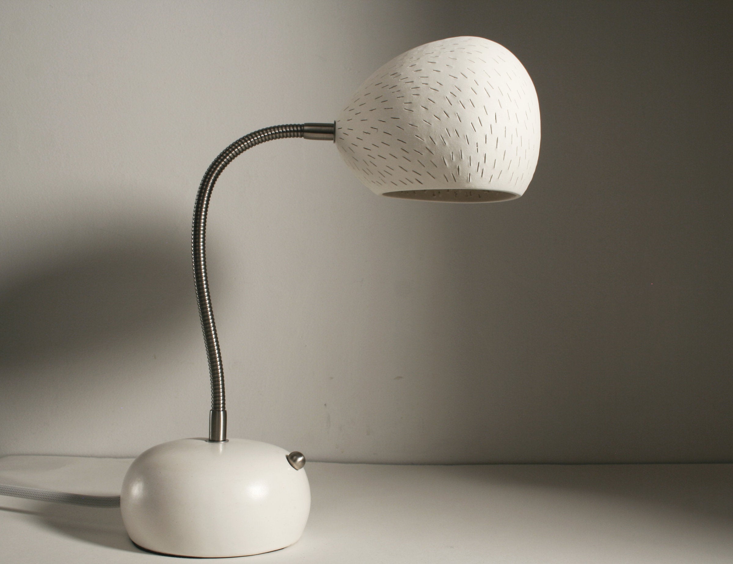 ClayLight Porcupine Desk Lamp