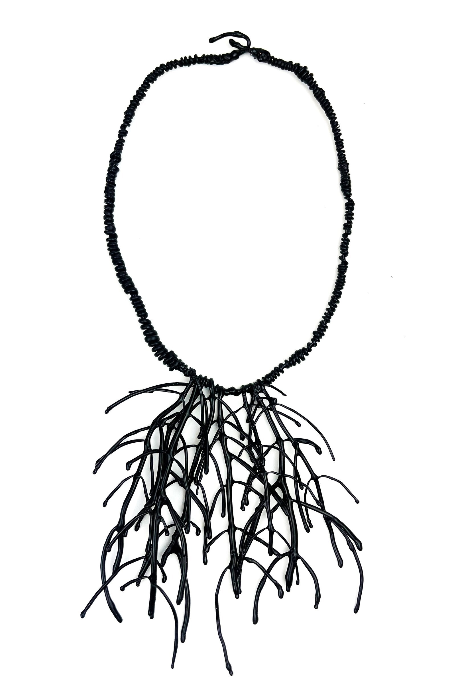 Black Spread Necklace