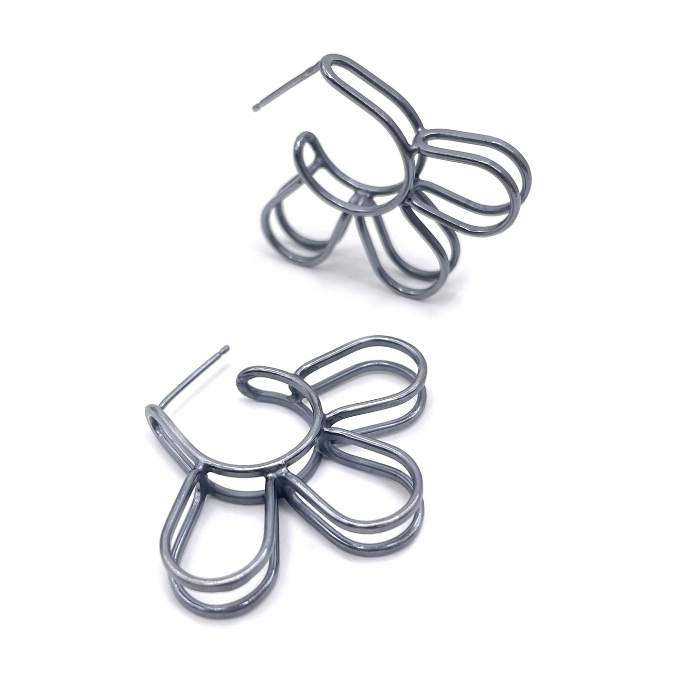 Link Hoop Petal Earrings