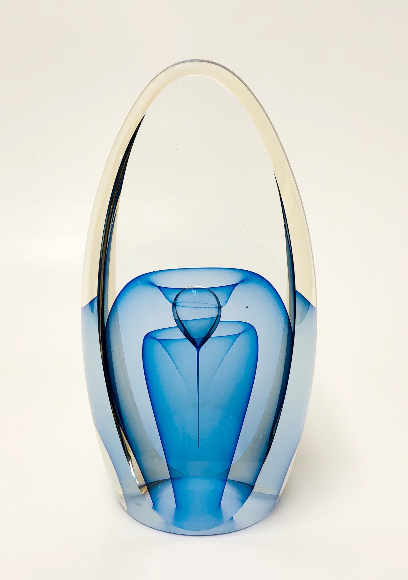 Blue, Blue, Amber Exterior.
