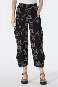 Embroidered Getaway Pant