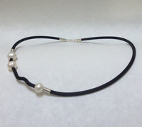 Soft Wave Necklace