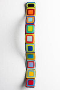 Carnival Story Pole Wall Wave With Colored Centers