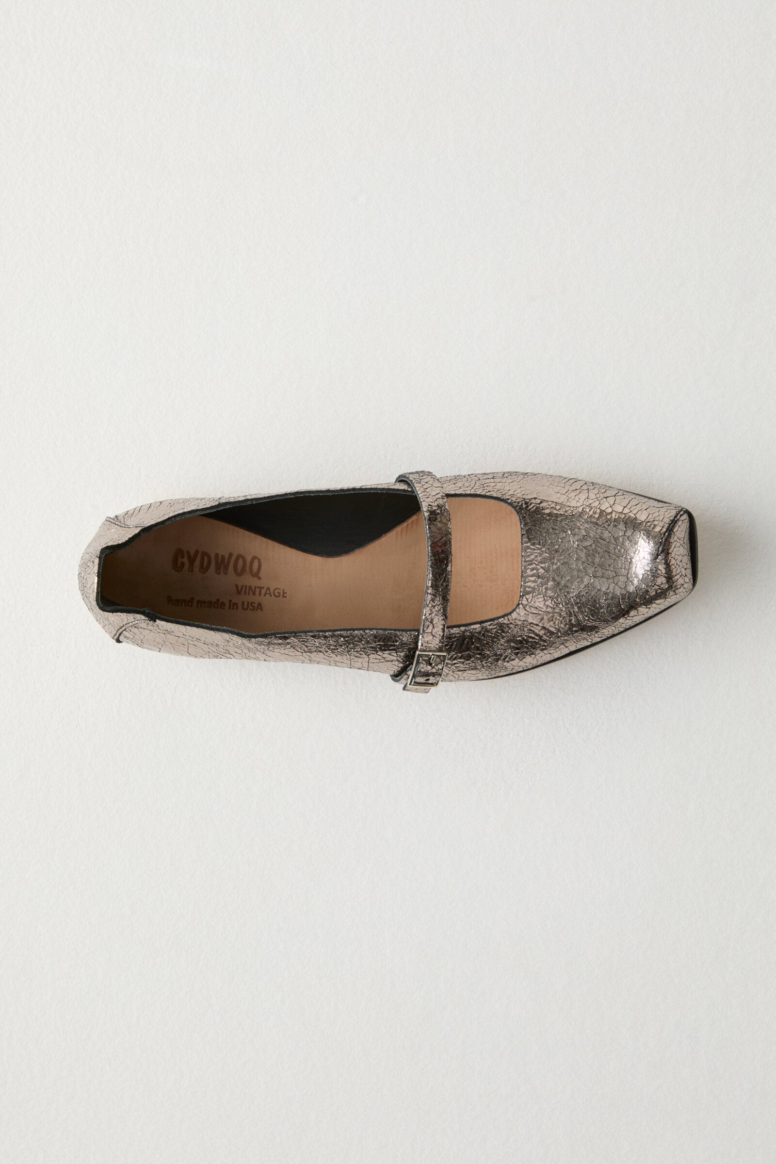 Crinkle Metallic Flat
