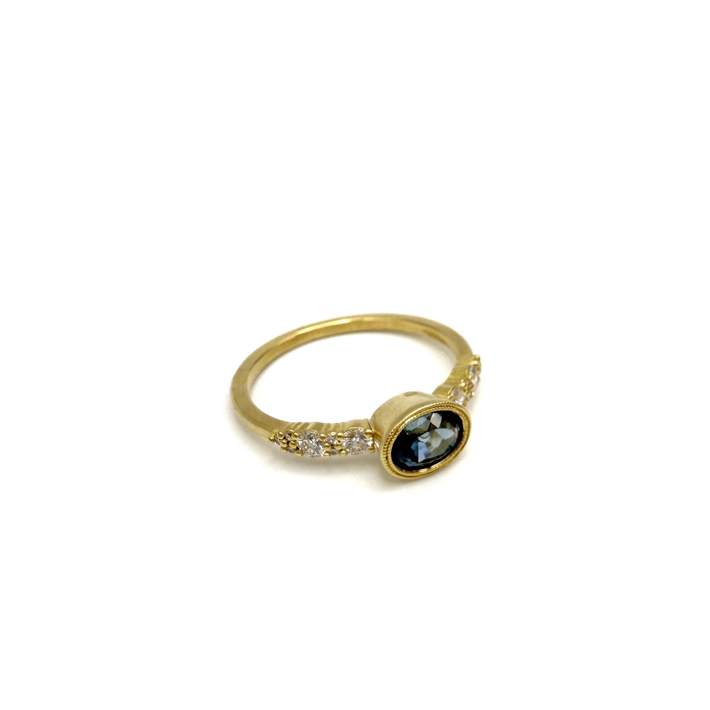 Oval Montana Sapphire Westport Ring