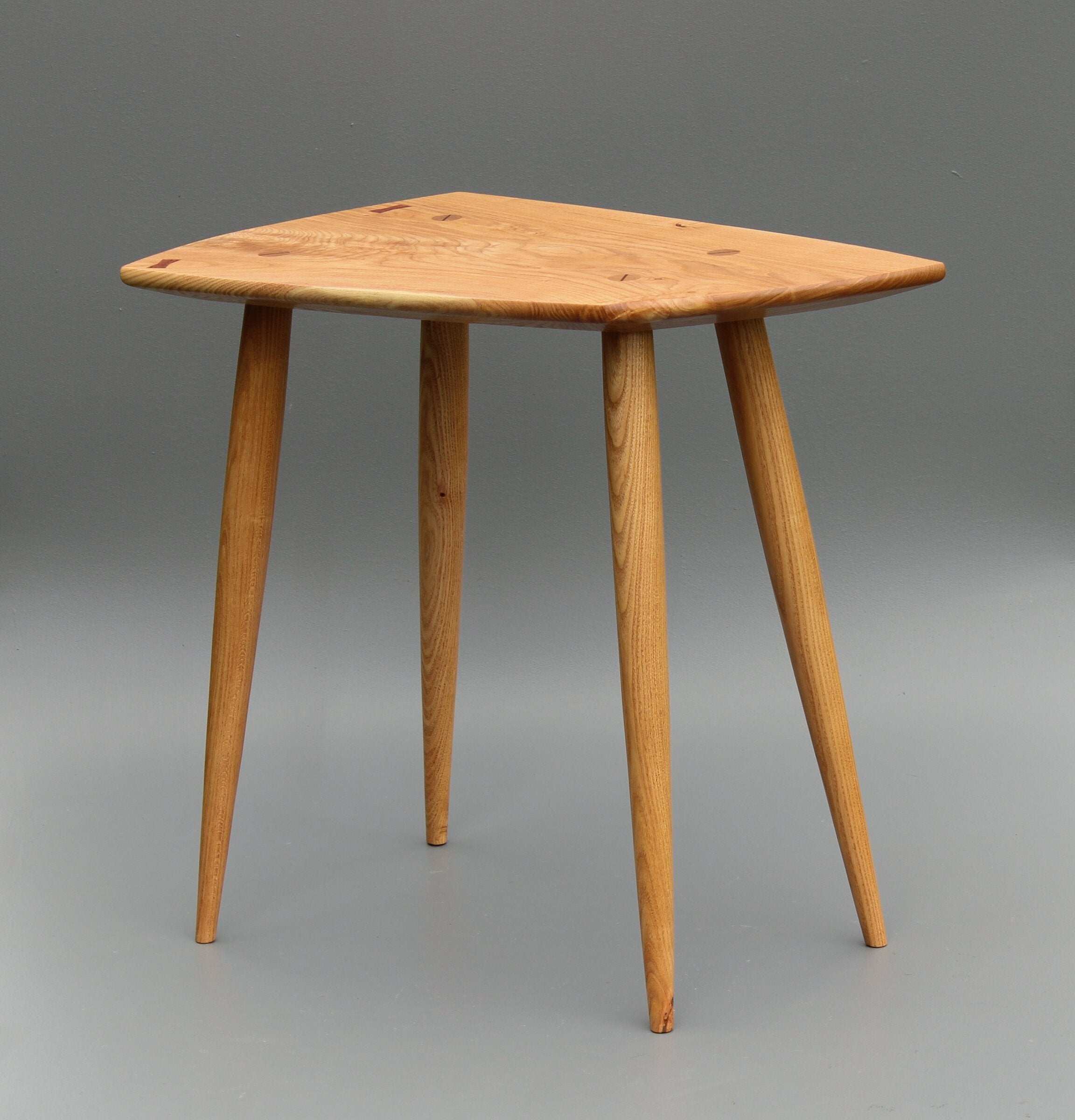 Alar Side Table
