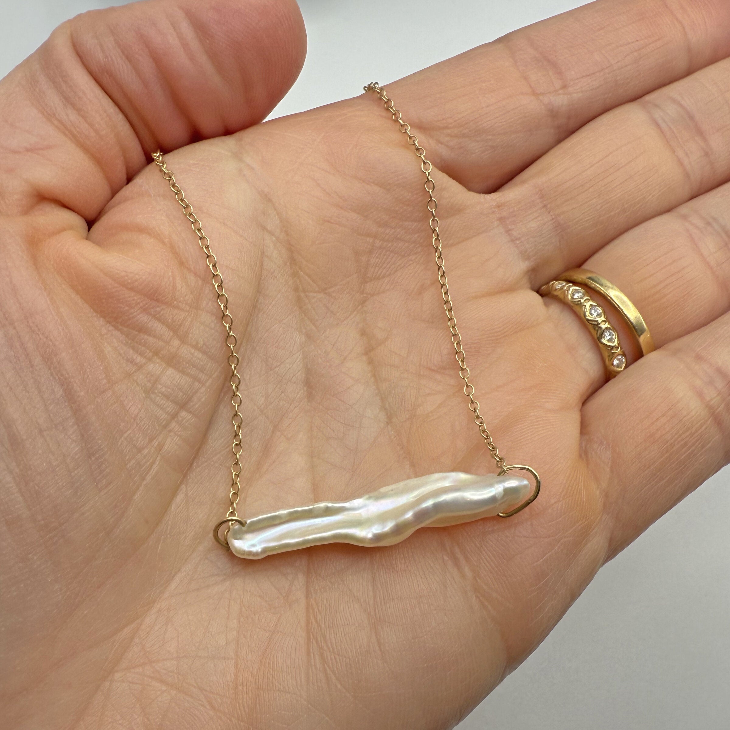 Twisted Pearl Stick Necklace