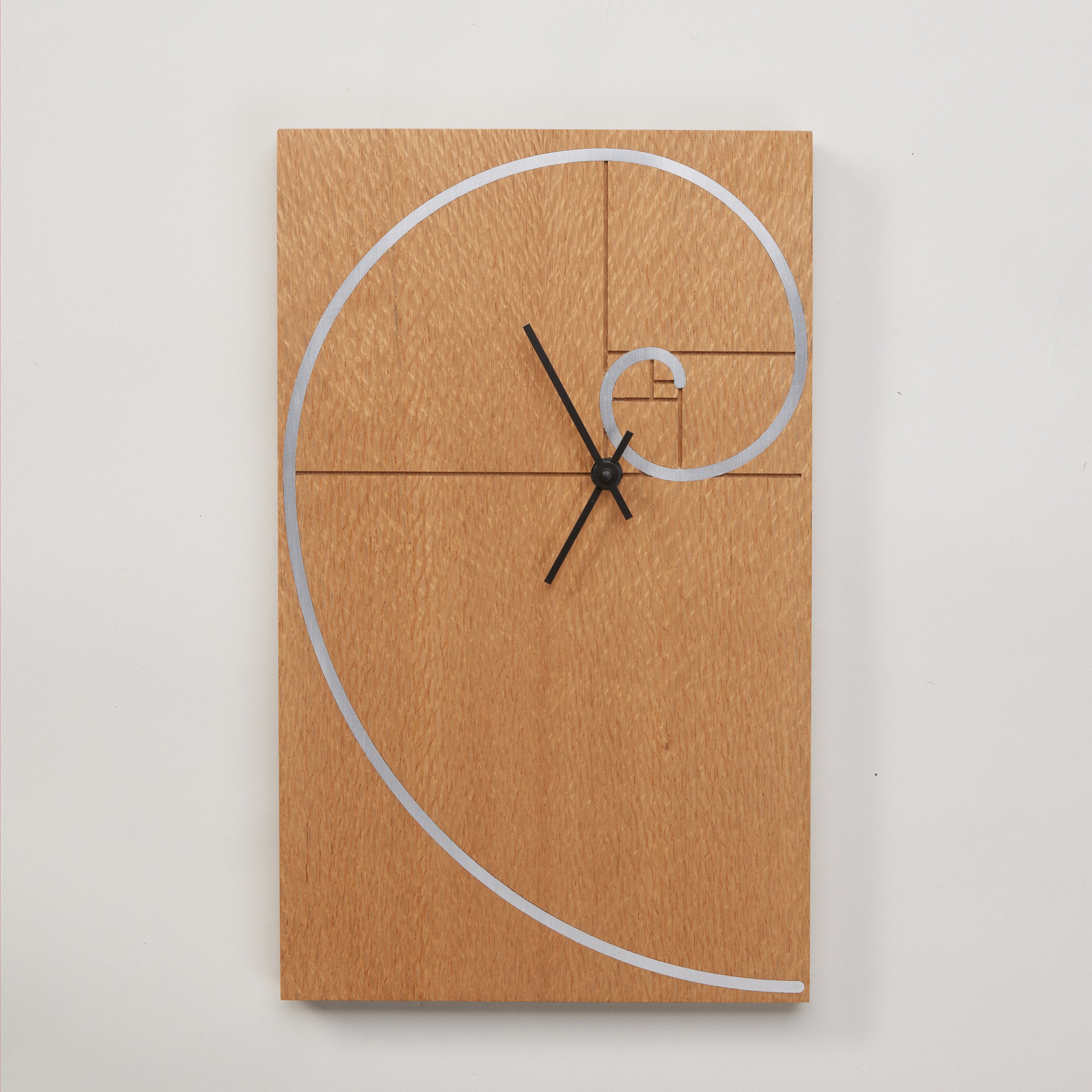 Fibonacci Spiral Clock in lacewood