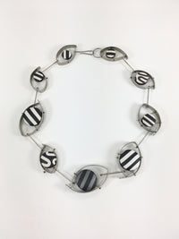 side 2, black & white