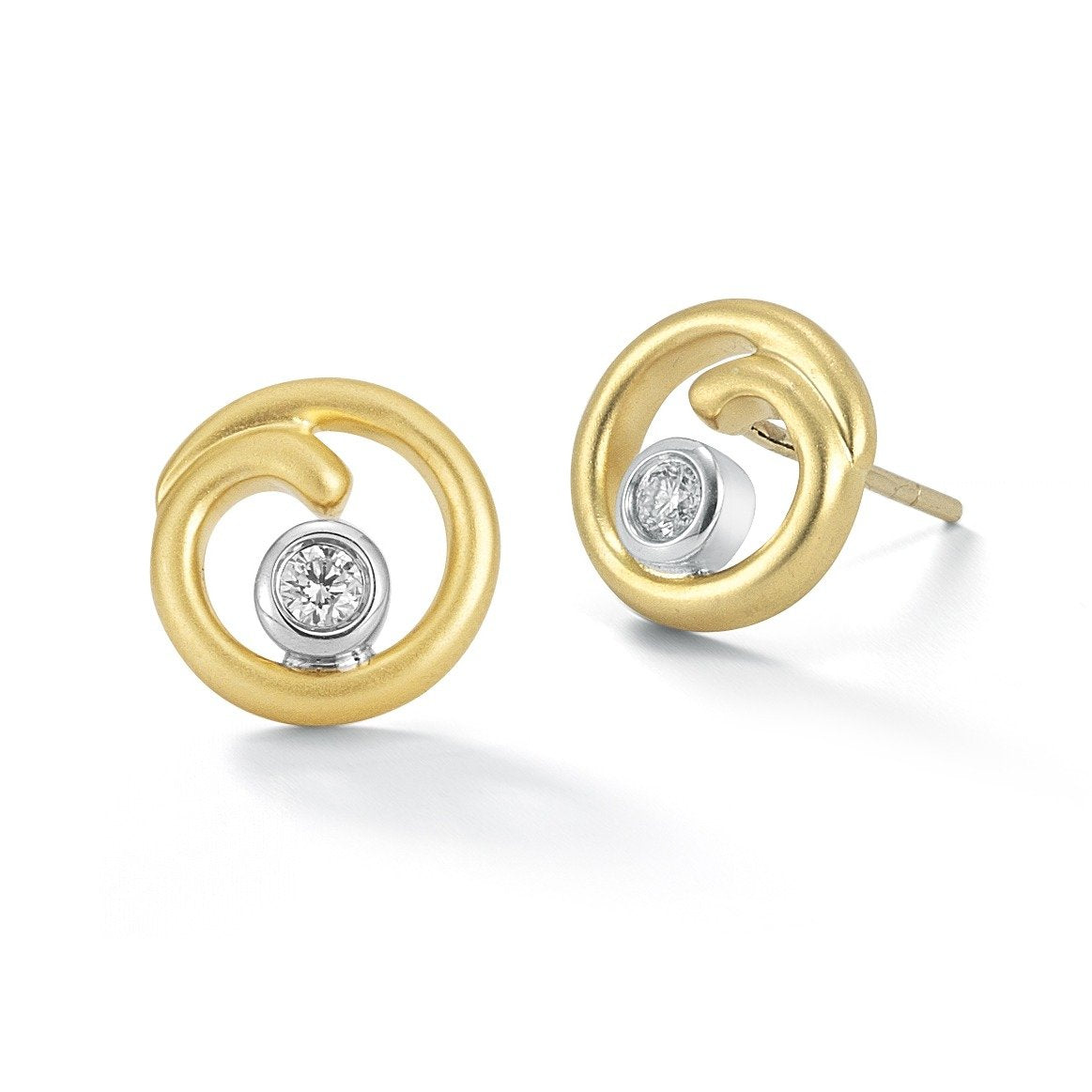 Curl Stud Earrings