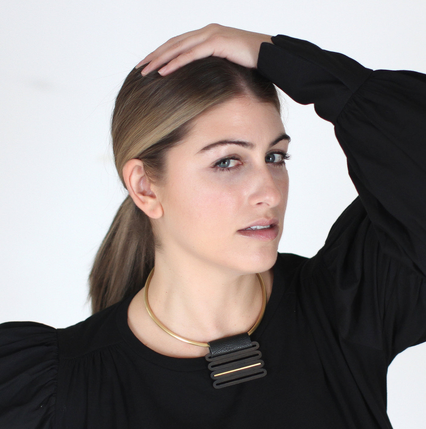 Leather Ladder Collar