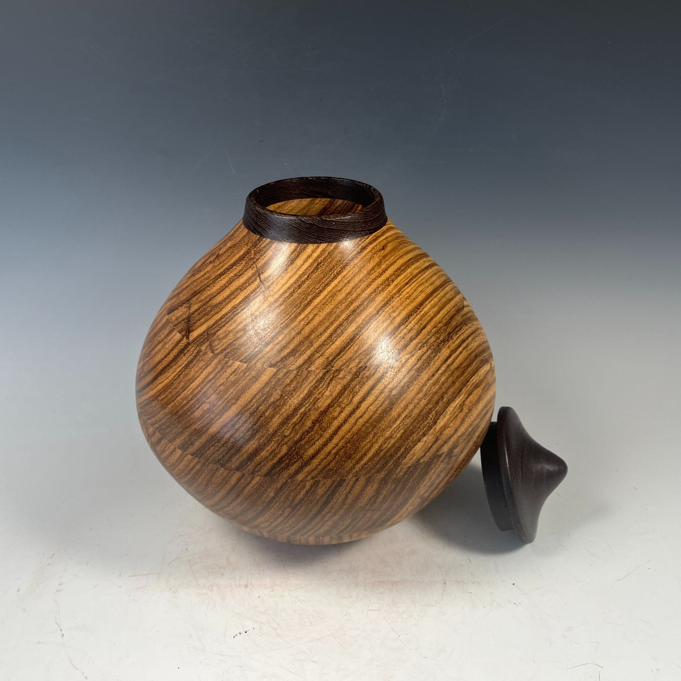 Beli Wood Vase