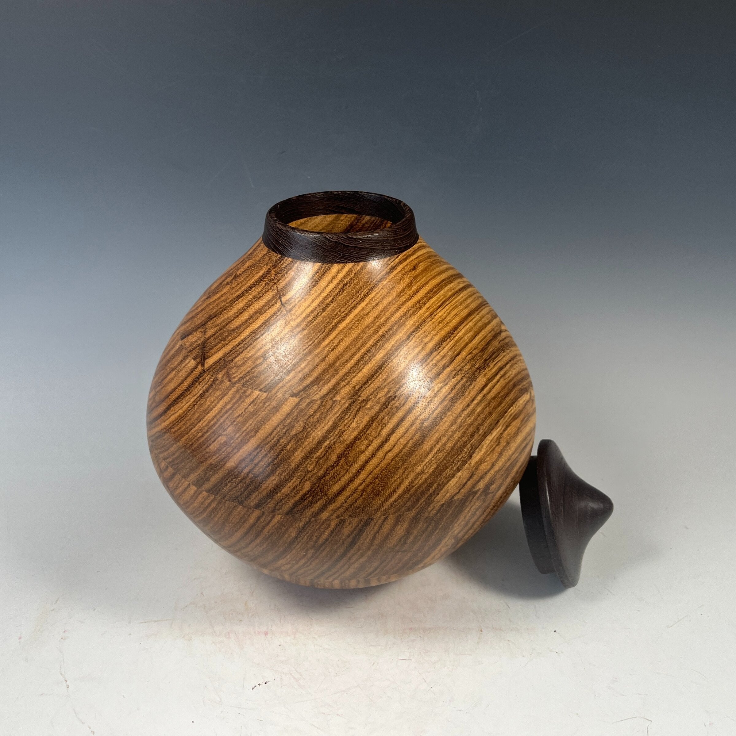 Beli Wood Vase