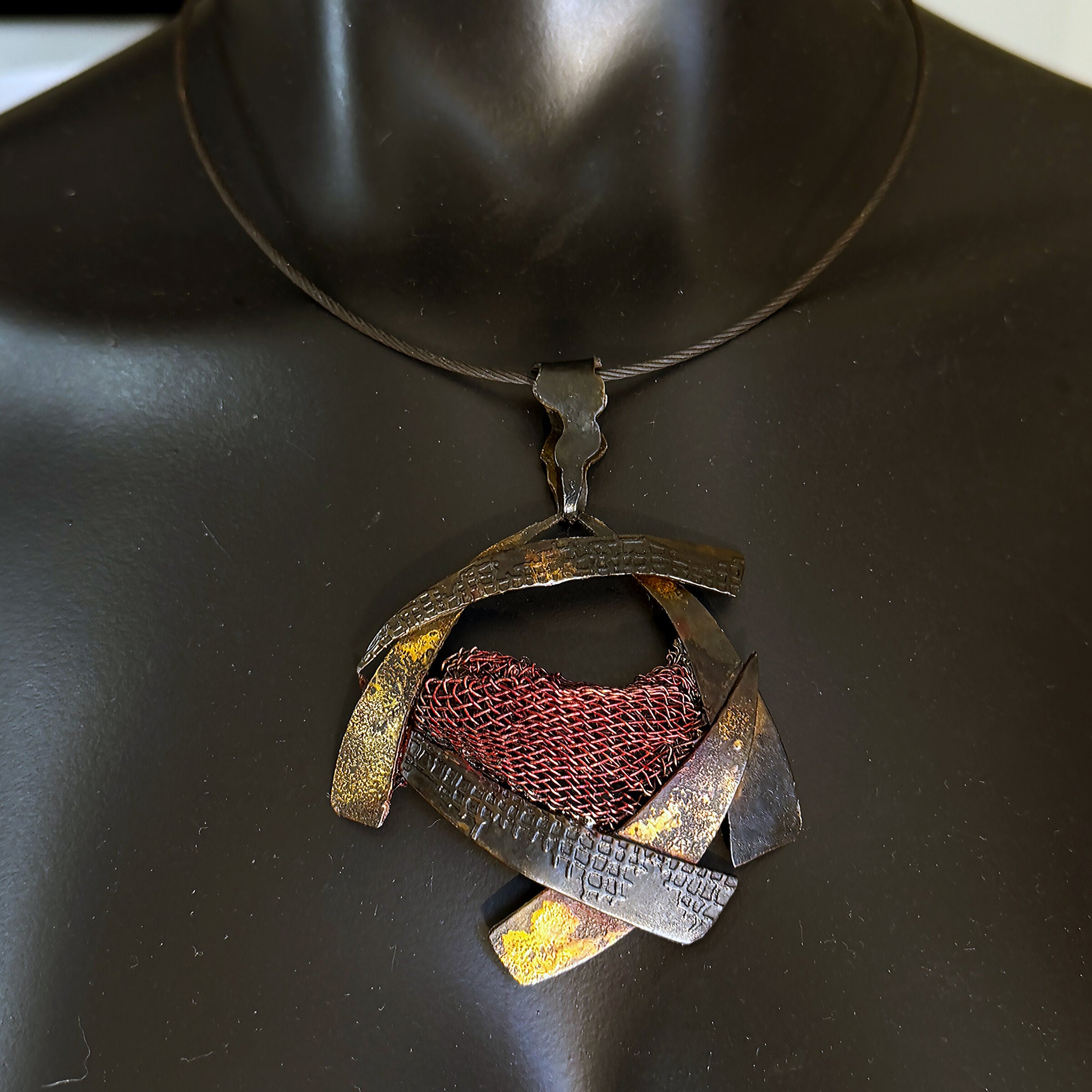 Shin Pendant