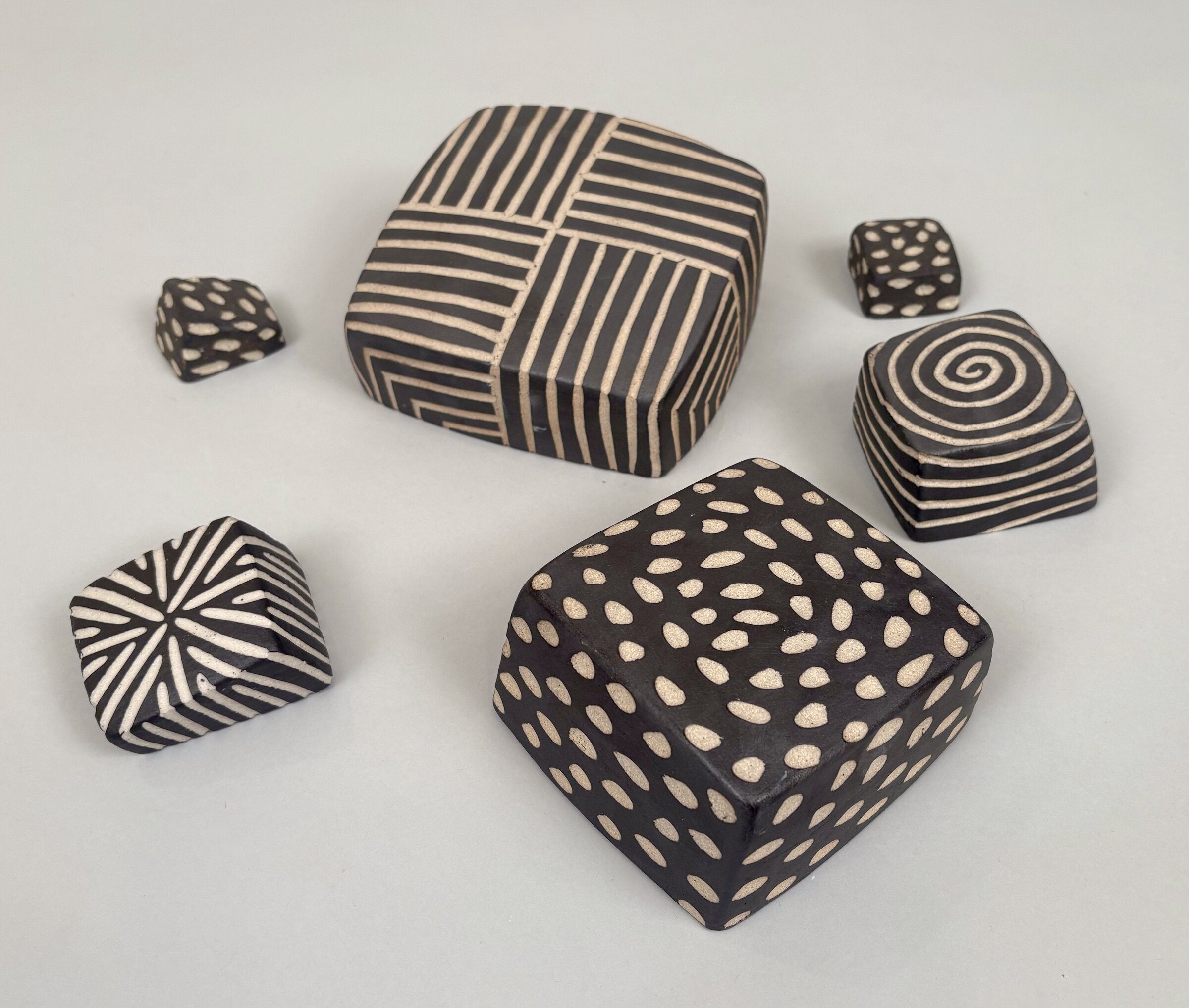 Random Patterns Cubes