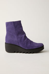 Aubergine