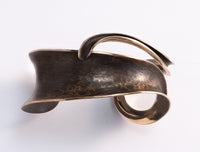Crest & Curl Bracelet