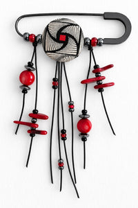 Spiral Vintage Swing Pin