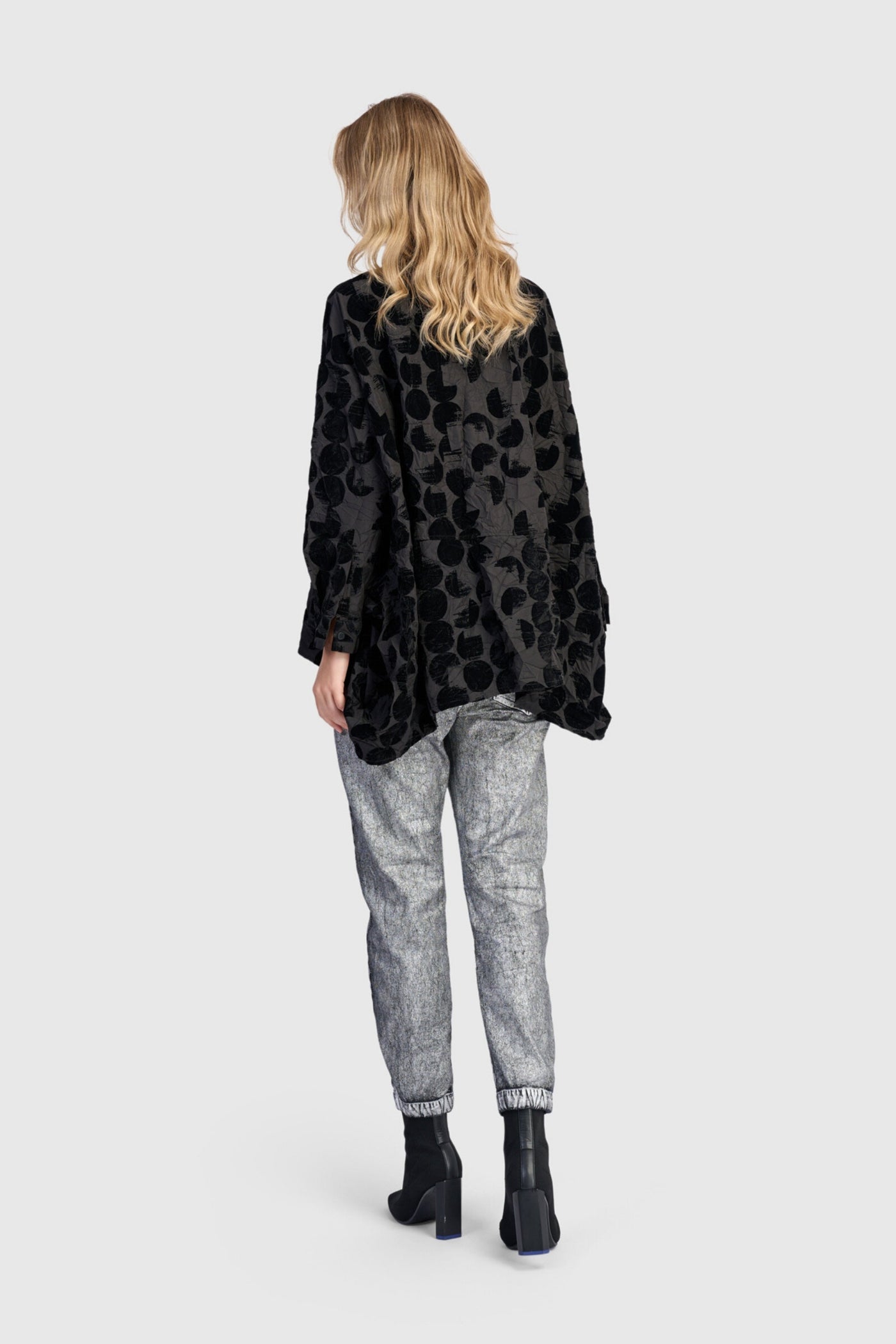 Black Dots