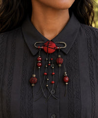 Scarlet Vintage Swing Pin
