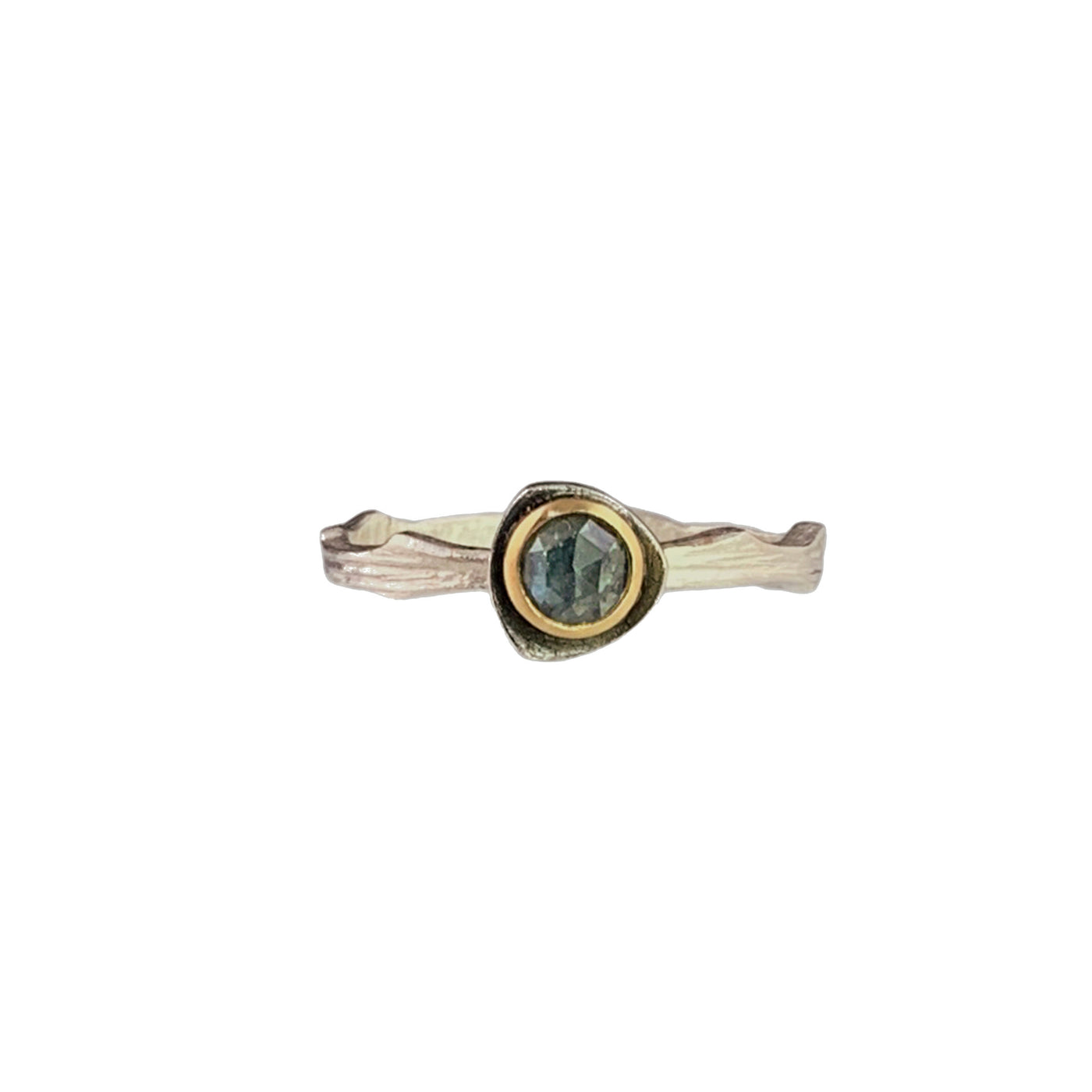 Medium with 4mm Montana Sapphire