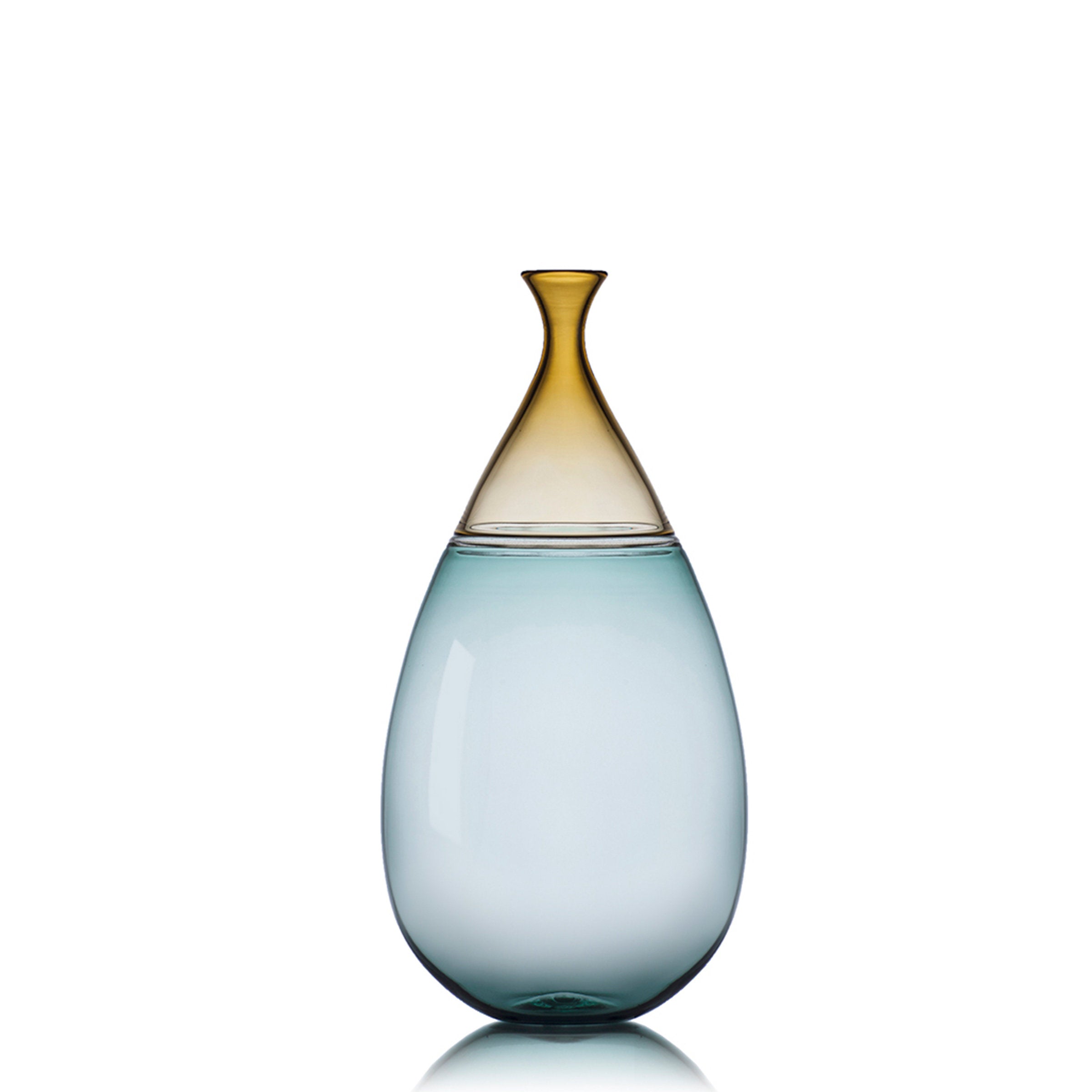 Medium Mist & Straw