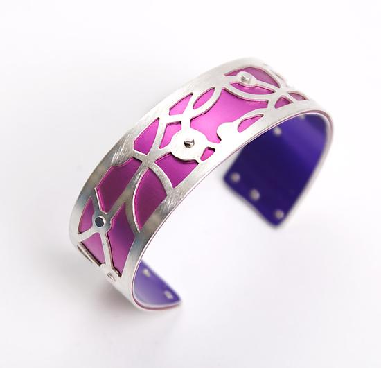 Extra Small Crop Circle Cuff - Fuchsia