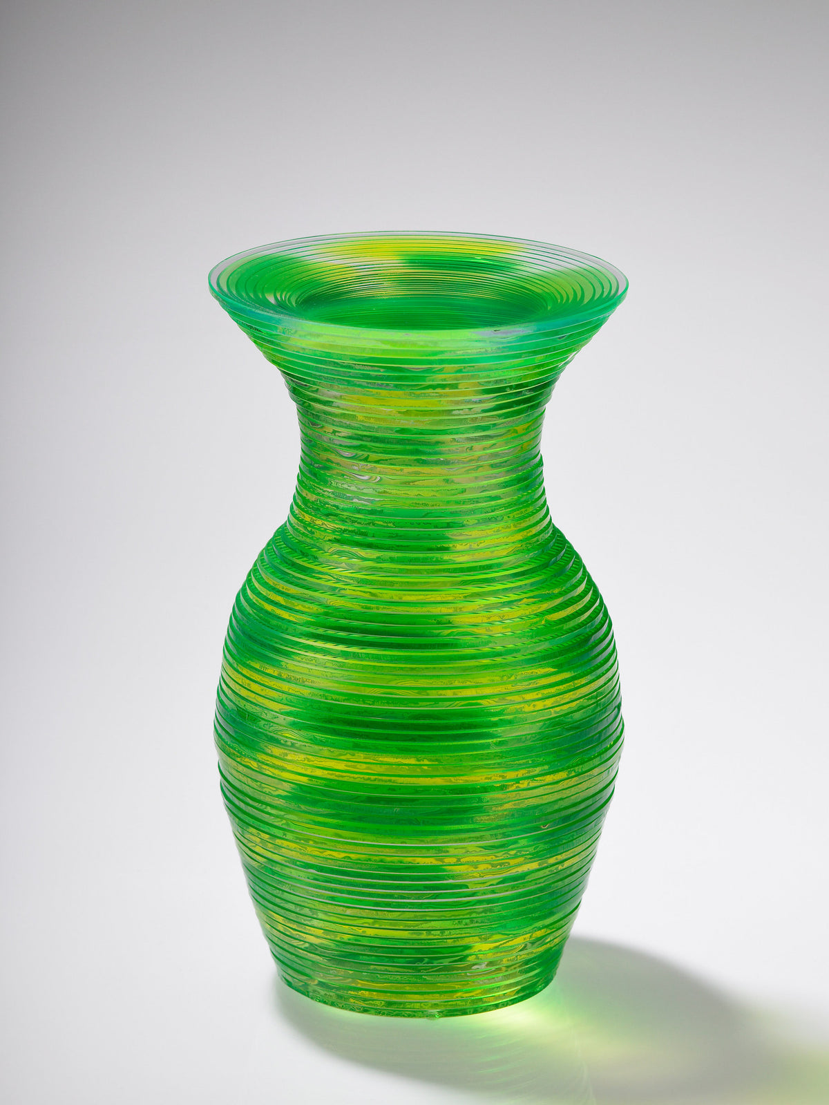 MiniMe Solid Vase Form 9