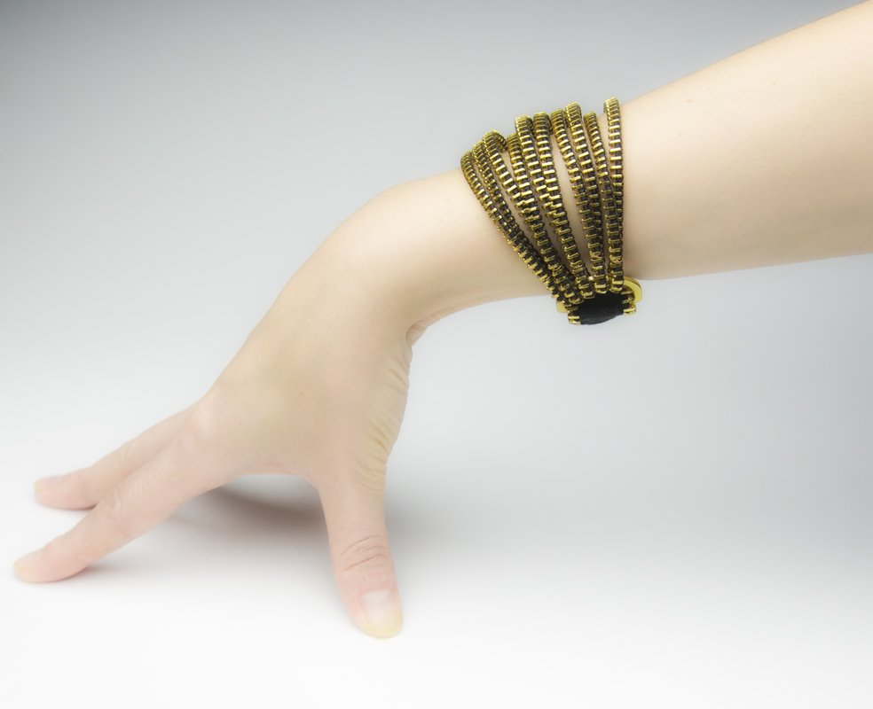 Tress Zipper Bracelet · Artful Home