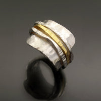 Slim Lines in Motion Ring