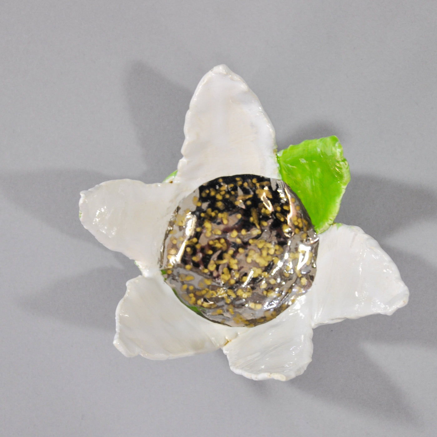Ceramic White Crown Bowl with Green Leaf