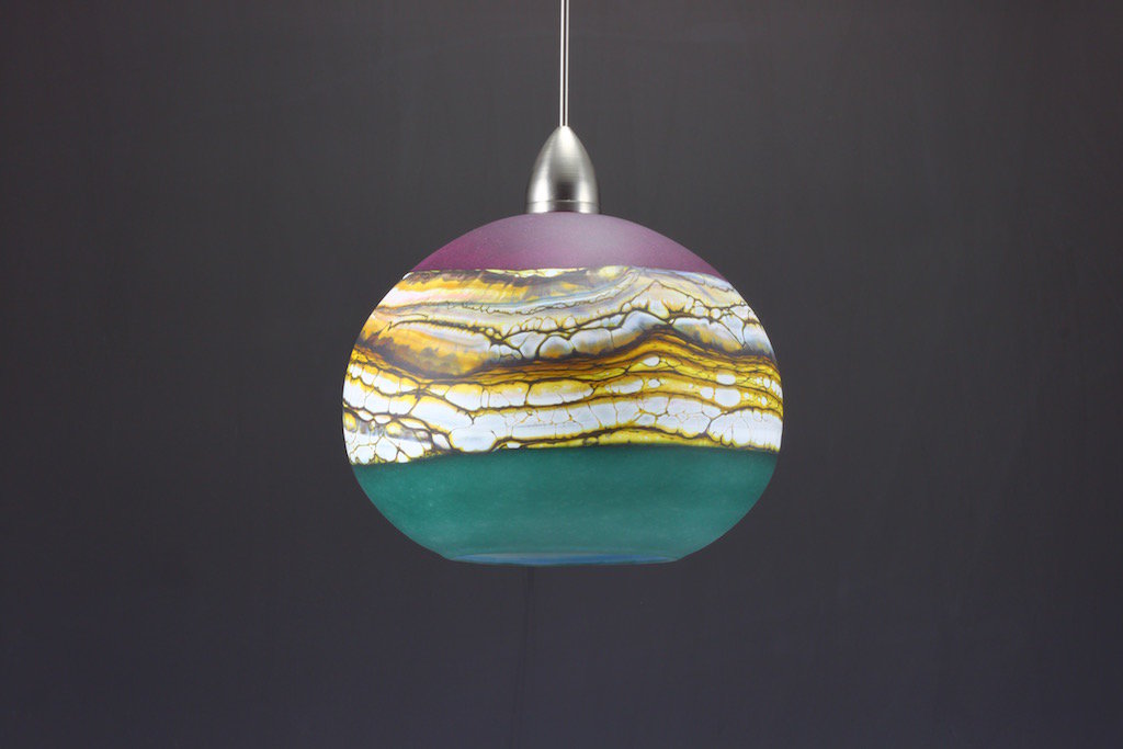 Round Strata Pendant in Amethyst & Sage