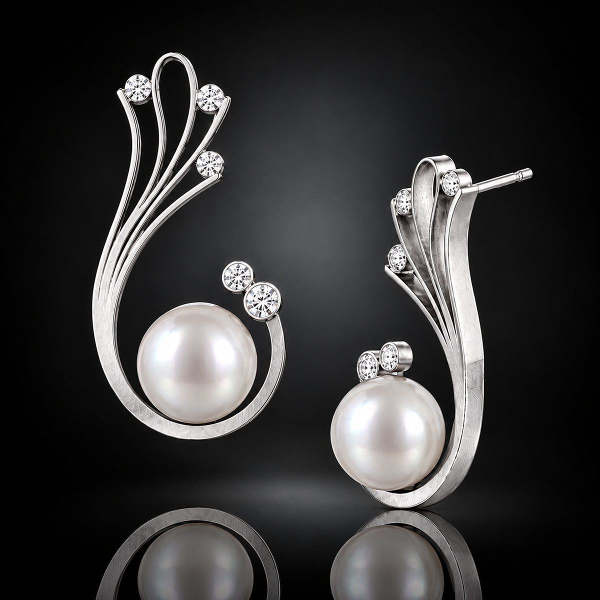Moonlight Pearl Earrings