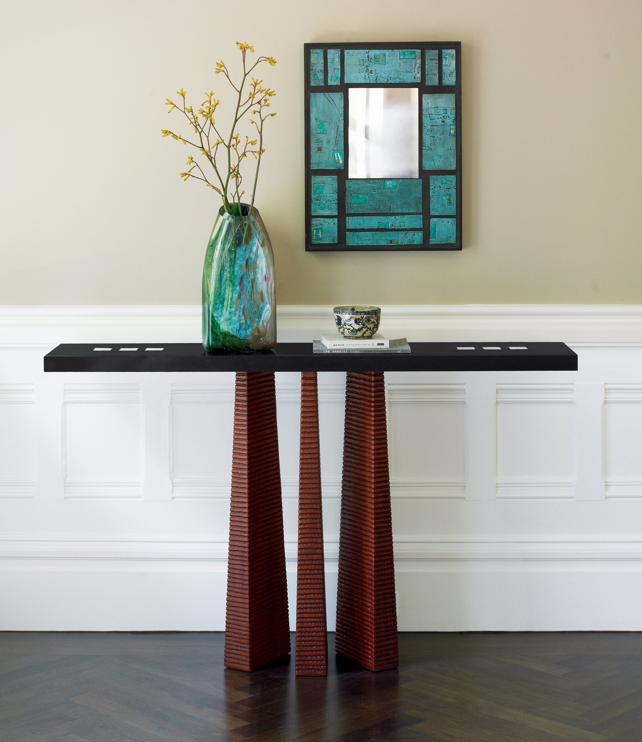 shown with the presentation table by david kiernan