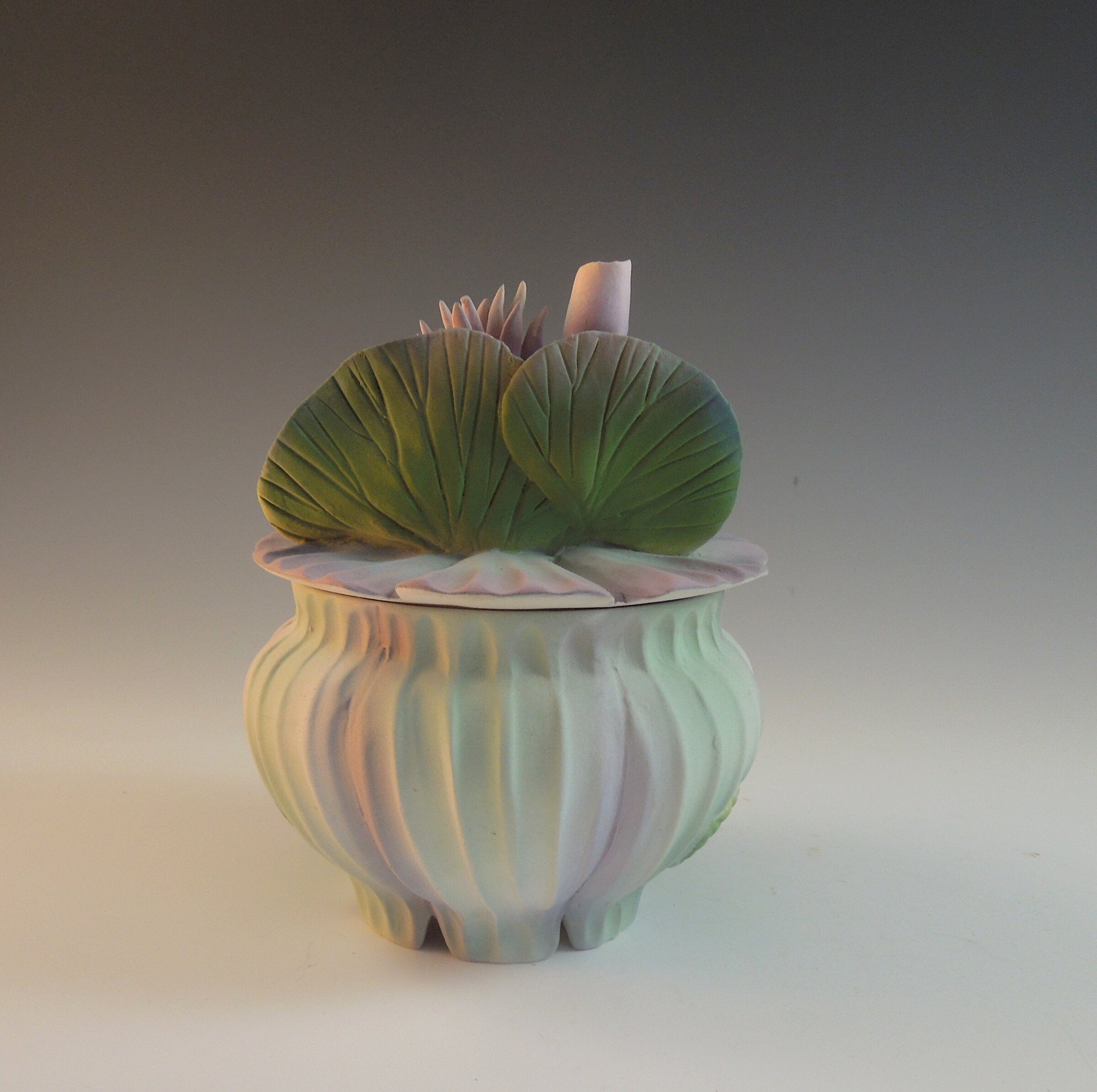 Waterlily Turtle Box