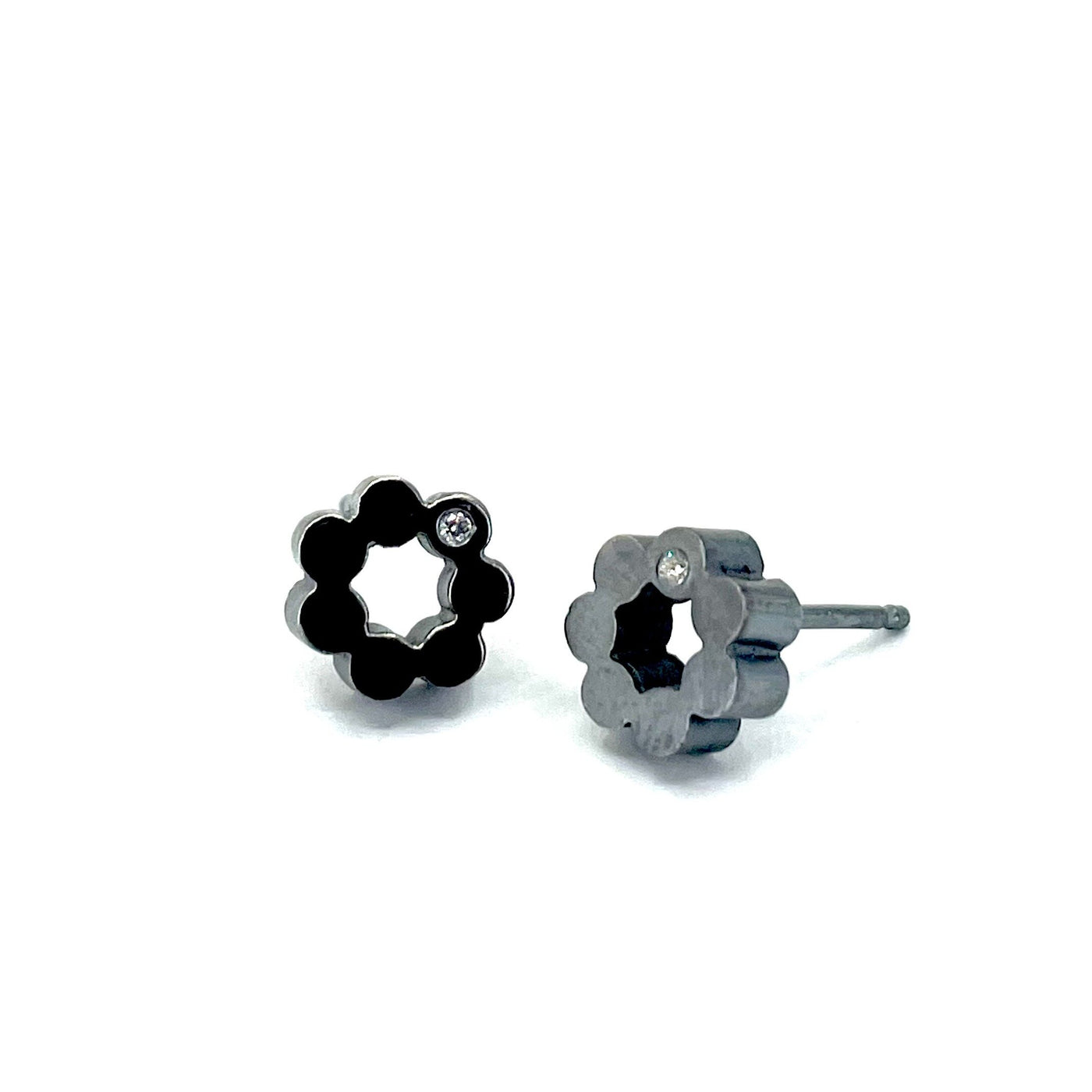 Tiny Circles Earrings