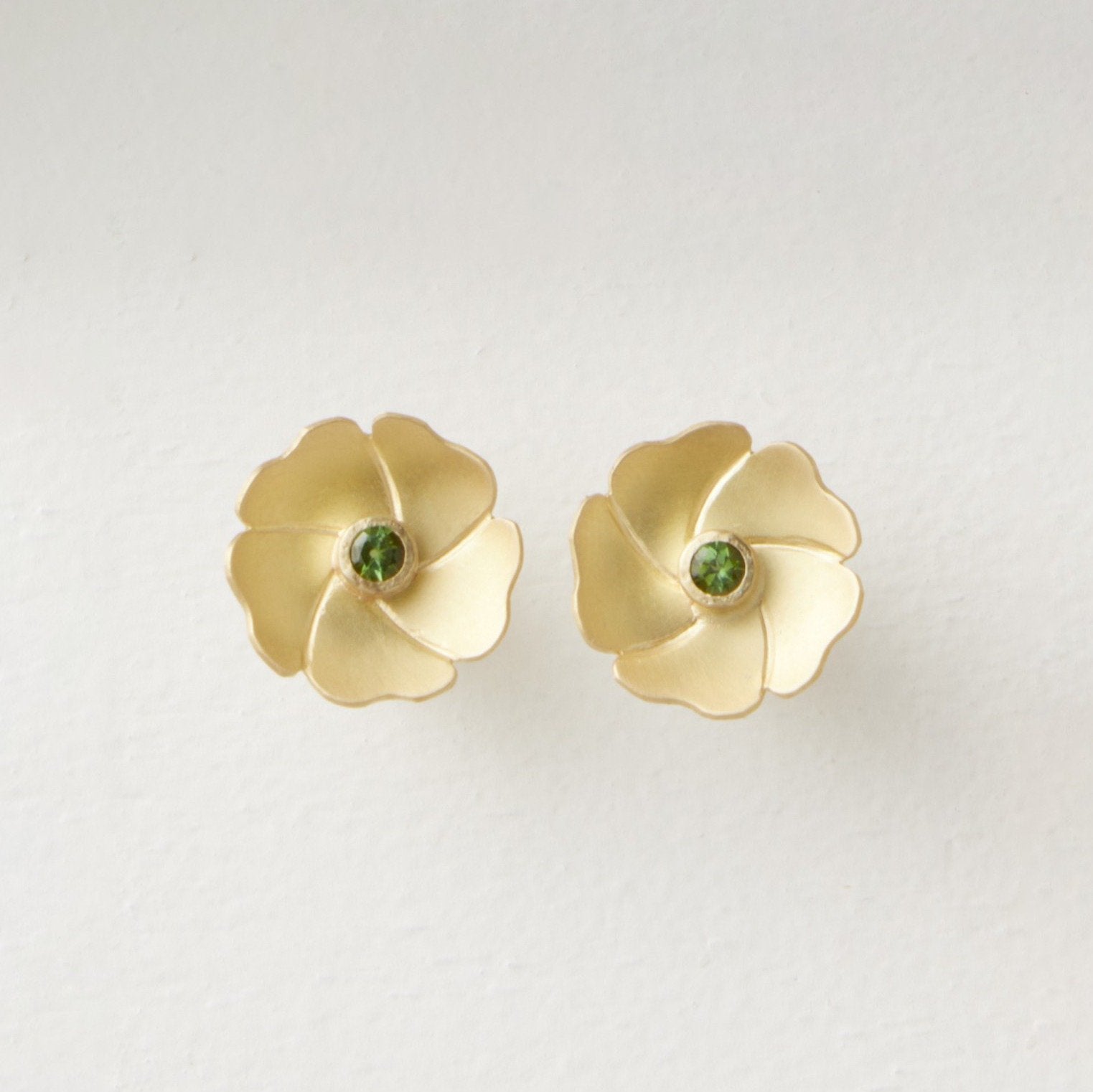 gold with tourmaline