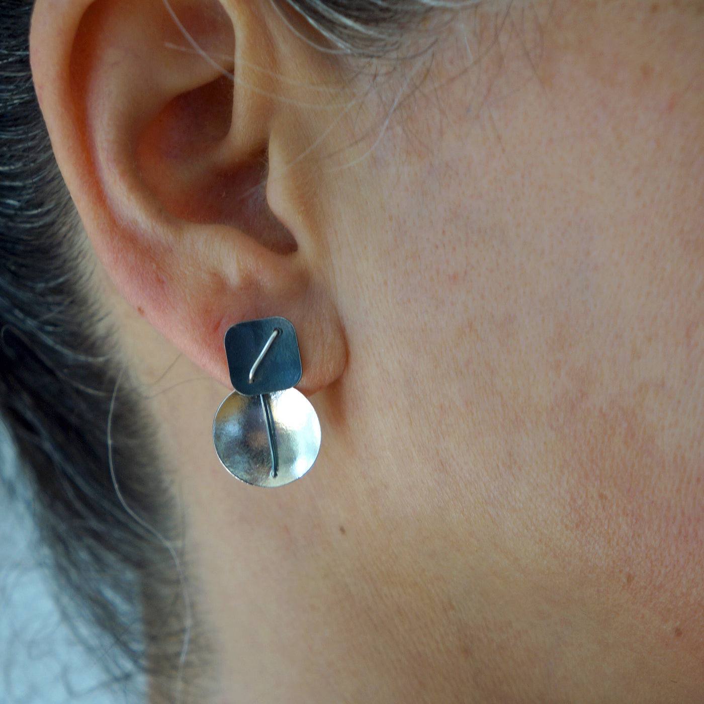 Oxidized Square/Bright Circle