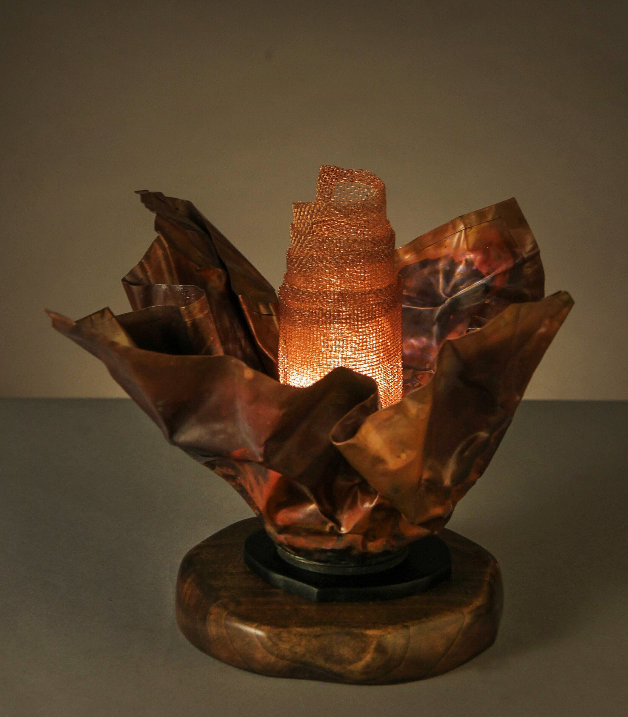 Crushed Foil Flower Lamp