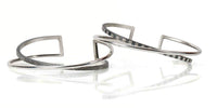 Simple Crossover Bracelet