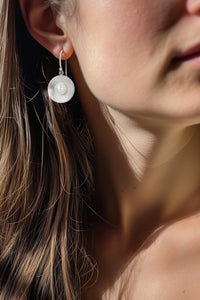 White Pearl, Large