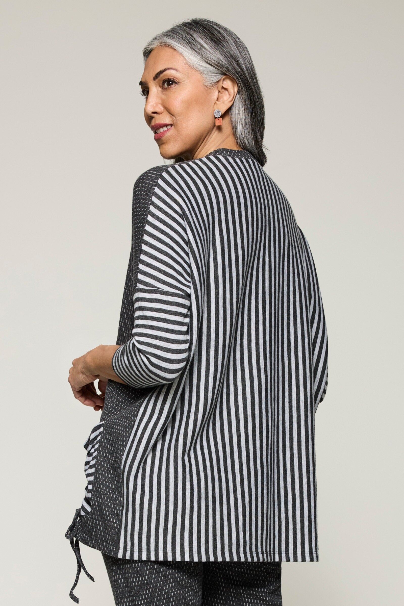 Lisa Top · Artful Home