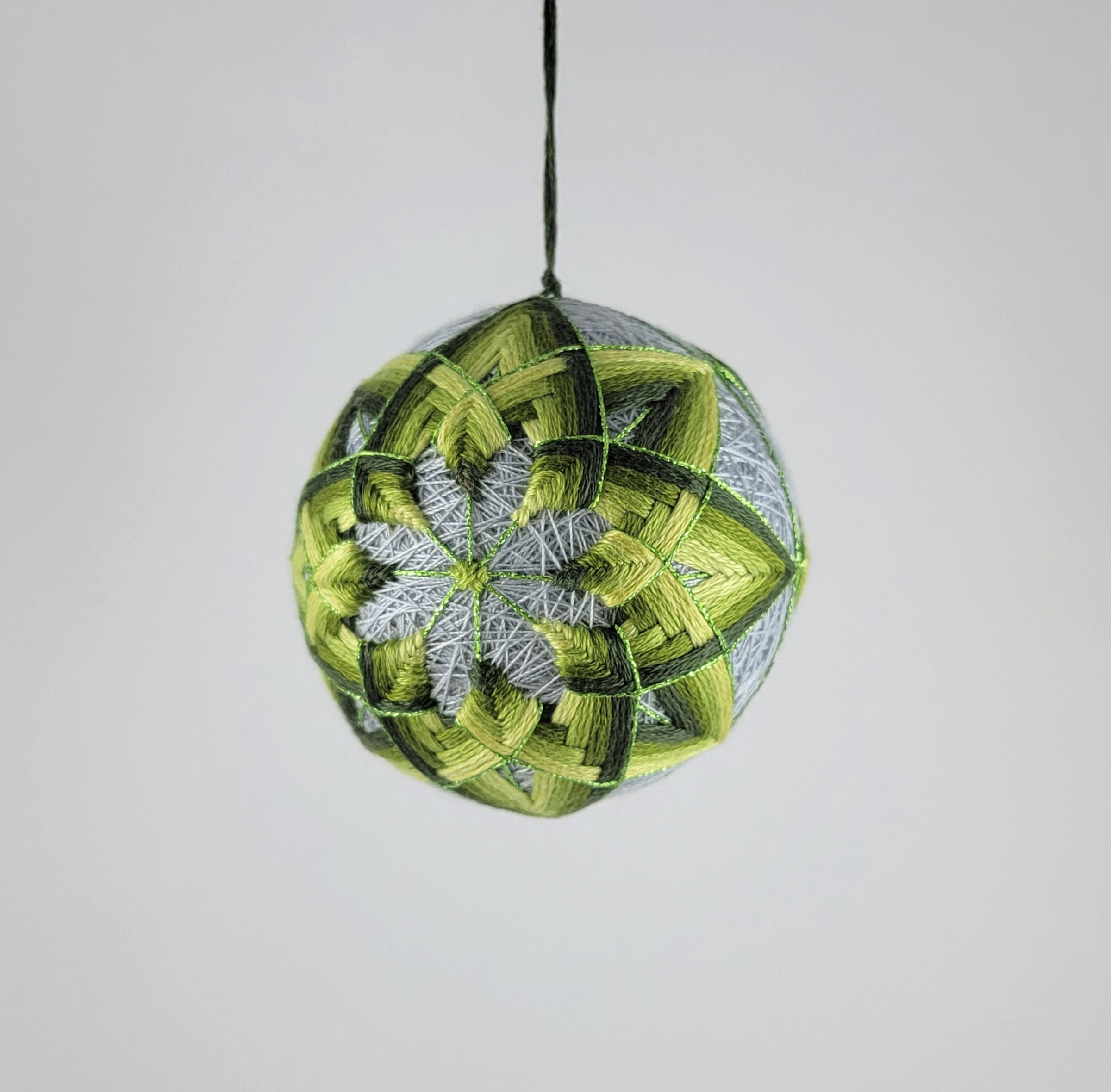 Silver Mound Temari