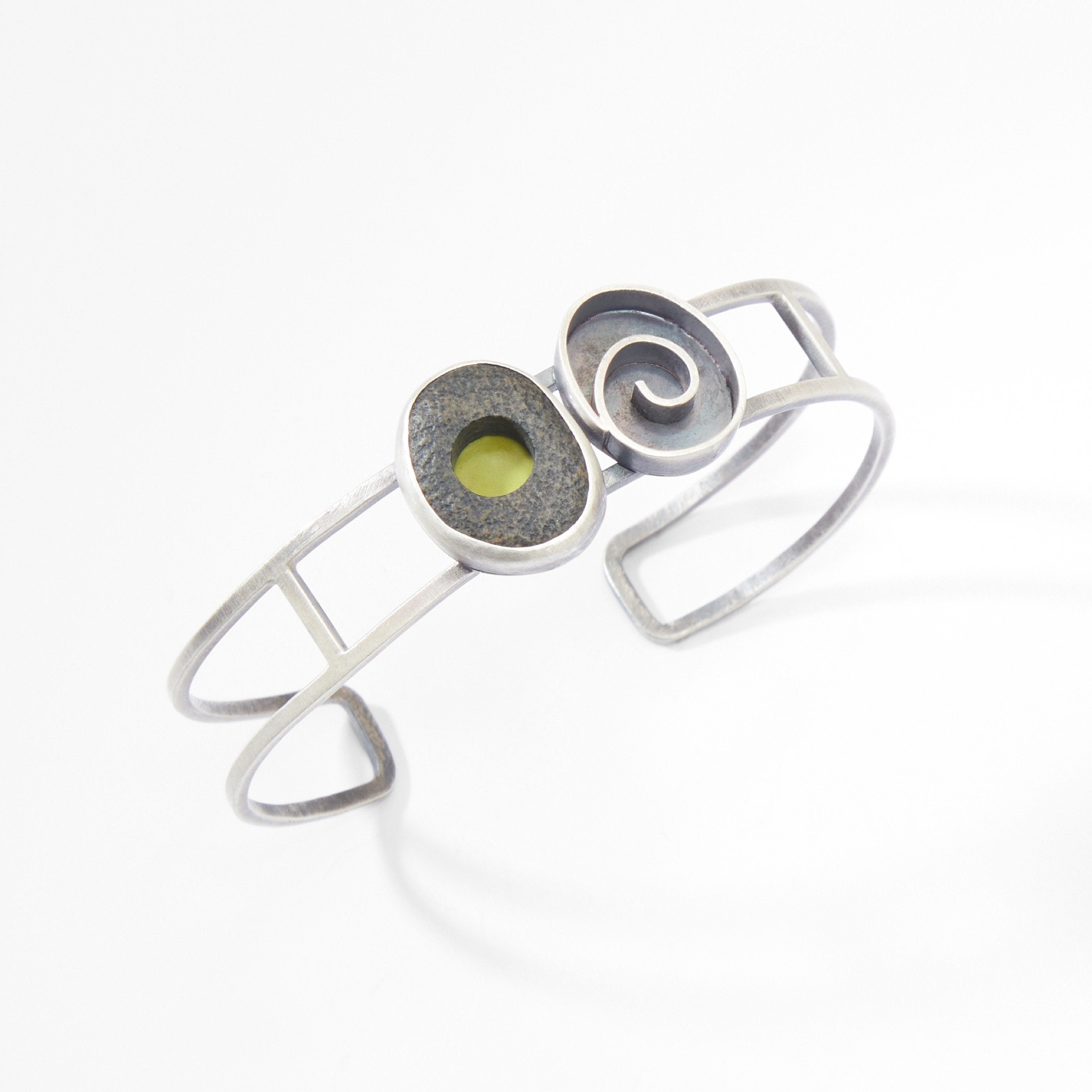 Prairie Fence Tension Cuff