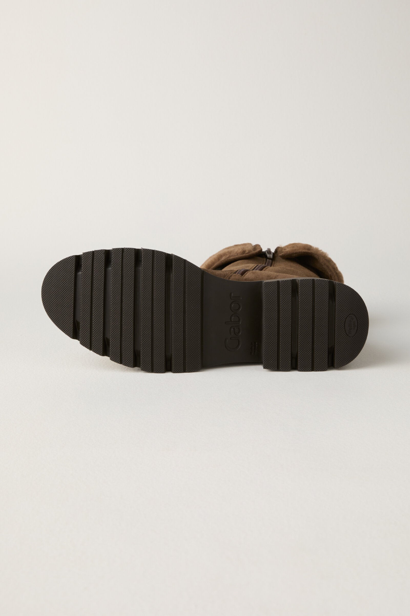 Sonia Boot